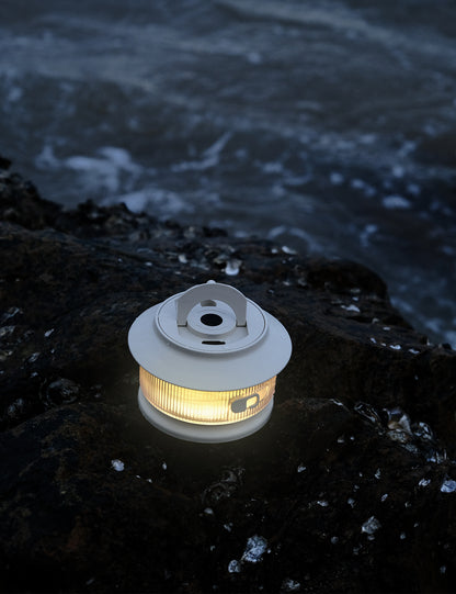 Multi-functional camping lights_Energy-efficient light string